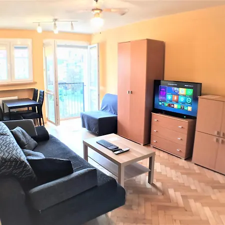 Apartmán Self Check-in -pl Nowy Targ-old Town- 500m Rynek Market Sqr -3 Bedrooms Vratislav